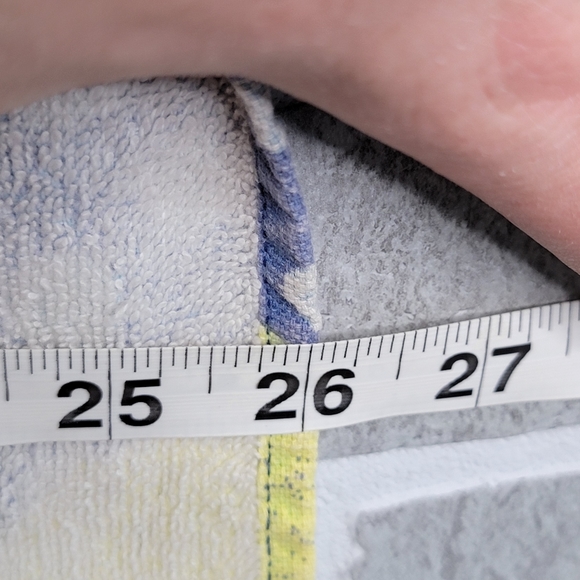 Disney Pixar Toy Story 3 Vintage Beach Pool Graphic Oversized Towl - Picture 15 of 15